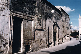 Via Roma, in prossimit&agrave; di piazza San Giorgio.