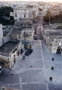 Via Roma, sullo sfondo il Palazzo baronale.